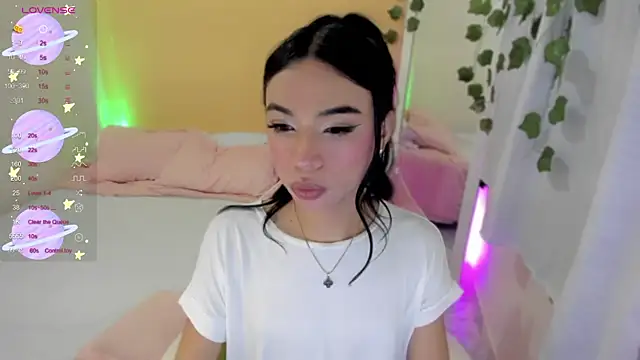 Snapshot of AndreaSweet_ chatting on January 22, 2025, 5:06 pm AndreaSweet online show from January 22, 2025, 5:06 pm