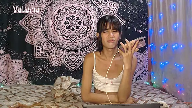 liissa 0 online show from December 21, 2025, 1:24 am