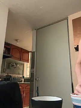 Snapshot of Nina-Chick777 chatting on March 17, 2025, 8:09 pm Nina-Chick777 online show from March 17, 2025, 8:09 pm