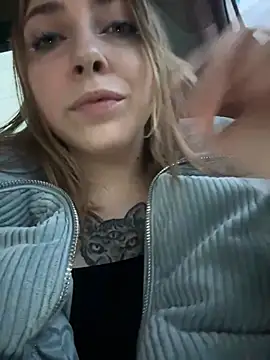 Sunny   Bunny online show from December 15, 2024, 12:17 pm