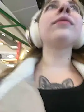 Sunny   Bunny online show from January 11, 2025, 3:09 pm