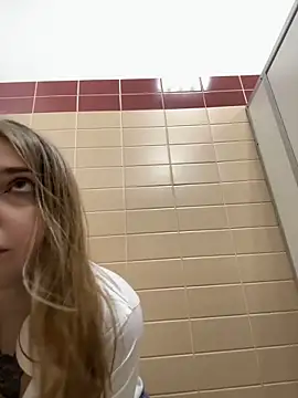 Sunny   Bunny online show from January 22, 2025, 11:12 am