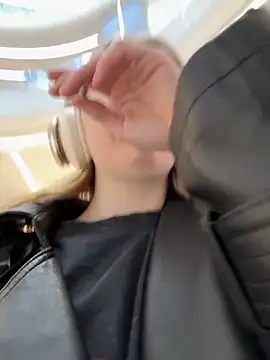 Sunny   Bunny online show from March 21, 2025, 12:17 pm