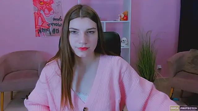 Snapshot of pure_radiance1 chatting on December 31, 2024, 7:42 am pure radiance1 online show from December 31, 2024, 7:42 am