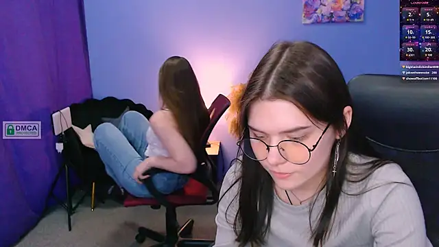 Snapshot of pure_radiance1 chatting on January 13, 2025, 12:45 pm pure radiance1 online show from January 13, 2025, 12:45 pm