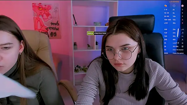 Snapshot of pure_radiance1 chatting on February 8, 2025, 4:04 pm pure radiance1 online show from February 8, 2025, 4:04 pm