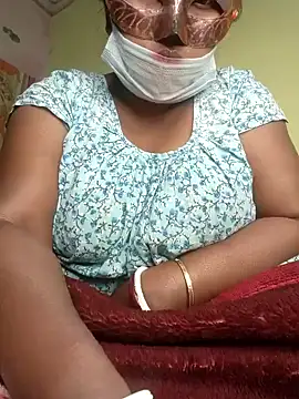 Snapshot of tinabhabhi chatting on January 6, 2025, 6:52 pm tinabhabhi online show from January 6, 2025, 6:52 pm