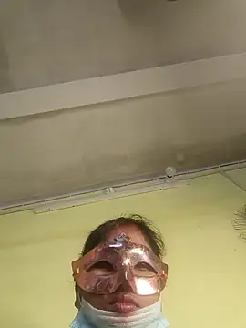 Snapshot of tinabhabhi chatting on January 13, 2025, 6:59 pm tinabhabhi online show from January 13, 2025, 6:59 pm