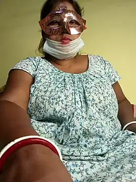 Snapshot of tinabhabhi chatting on January 18, 2025, 10:49 am tinabhabhi online show from January 18, 2025, 10:49 am