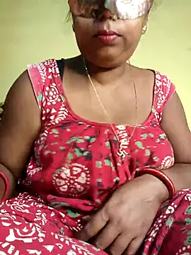 Snapshot of tinabhabhi chatting on October 20, 2025, 11:21 am tinabhabhi online show from October 20, 2025, 11:21 am