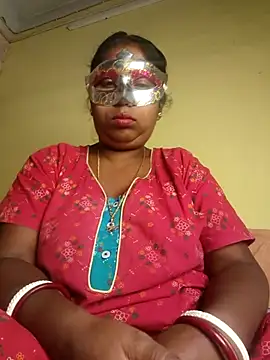 Snapshot of tinabhabhi chatting on November 8, 2025, 9:42 am tinabhabhi online show from November 8, 2025, 9:42 am