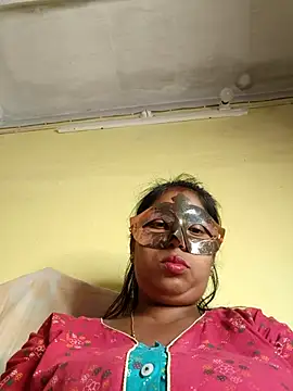 Snapshot of tinabhabhi chatting on November 12, 2025, 10:04 am tinabhabhi online show from November 12, 2025, 10:04 am