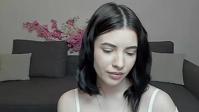 Anita Robby online show from December 5, 2024, 2:22 pm