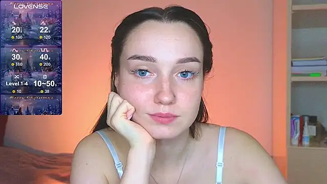 Snapshot of Wild_Sophie_ chatting on January 20, 2025, 8:07 pm Wild Sophie online show from January 20, 2025, 8:07 pm