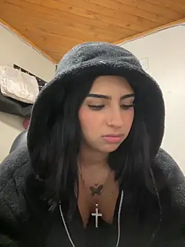 Snapshot of Hilary_pinkk chatting on October 28, 2025, 1:31 am Hilary pinkk online show from October 28, 2025, 1:31 am