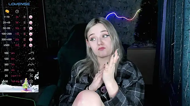 Snapshot of Your_small_bunny chatting on January 12, 2025, 10:02 am Your small bunny online show from January 12, 2025, 10:02 am