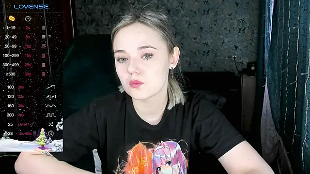 Snapshot of Your_small_bunny chatting on January 15, 2025, 3:11 am Your small bunny online show from January 15, 2025, 3:11 am