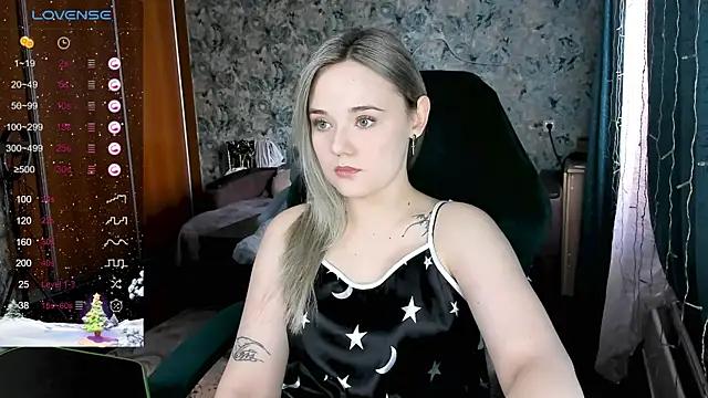 Snapshot of Your_small_bunny chatting on January 16, 2025, 6:56 am Your small bunny online show from January 16, 2025, 6:56 am