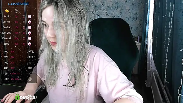 Snapshot of Your_small_bunny chatting on February 10, 2025, 4:41 am Your small bunny online show from February 10, 2025, 4:41 am