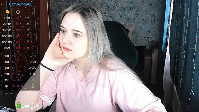 Snapshot of Your_small_bunny chatting on February 27, 2025, 5:02 am Your small bunny online show from February 27, 2025, 5:02 am