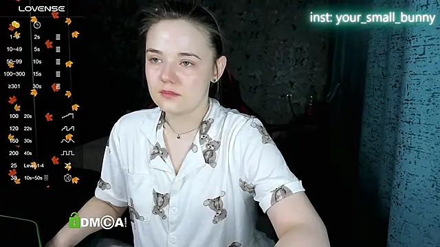 Snapshot of Your_small_bunny chatting on November 14, 2025, 1:59 am Your small bunny online show from November 14, 2025, 1:59 am