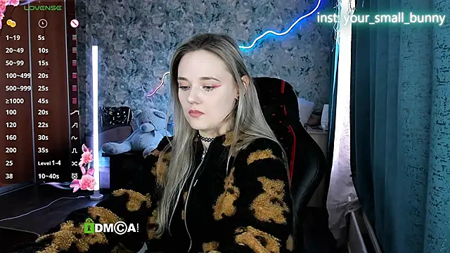 Snapshot of Your_small_bunny chatting on March 2, 2026, 7:15 am Your small bunny online show from March 2, 2026, 7:15 am