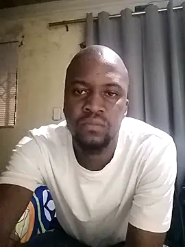 Snapshot of Siga357 chatting on April 15, 2026, 8:42 pm Siga357 online show from April 15, 2026, 8:42 pm