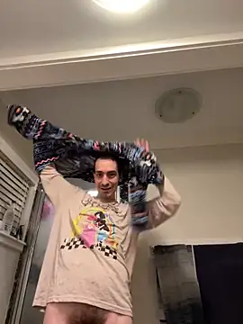 tallnerdyguy online show from May 26, 2026, 3:57 am