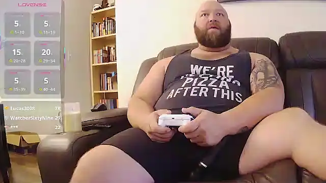 Snapshot of Strong_Bear89 chatting on October 24, 2025, 1:18 pm Strong Bear89 online show from October 24, 2025, 1:18 pm