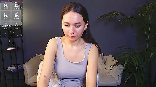 margeriTirell online show from October 2, 2025, 2:40 am