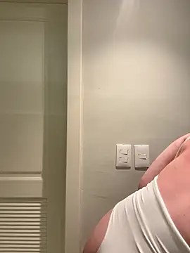 Snapshot of Shirley_Thomas chatting on November 14, 2025, 10:51 pm Shirley Thomas online show from November 14, 2025, 10:51 pm