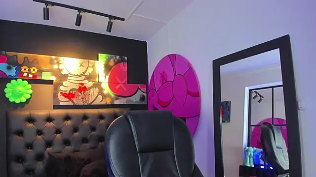 Snapshot of KLAUS_SUNRISE_XX chatting on January 10, 2025, 9:44 am KLAUS SUNRISE XX online show from January 10, 2025, 9:44 am