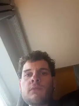 janberlin online show from December 23, 2025, 11:08 am