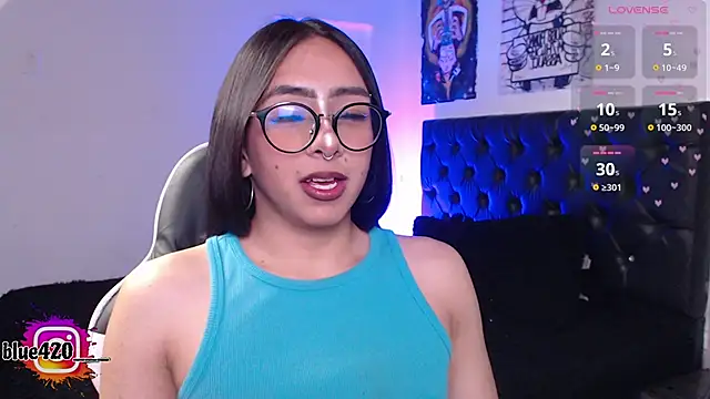 Skyler  blue4 online show from October 9, 2025, 12:52 am