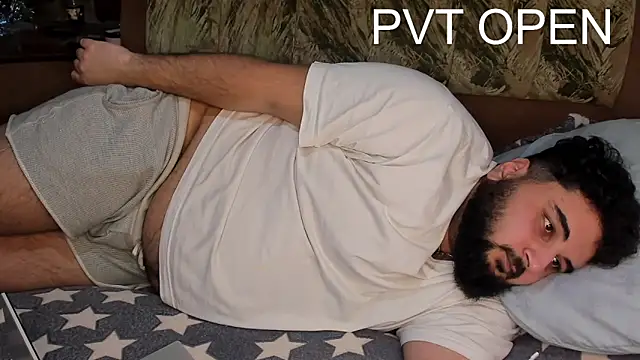 Snapshot of teddy_alan chatting on February 24, 2025, 5:09 pm teddy alan online show from February 24, 2025, 5:09 pm