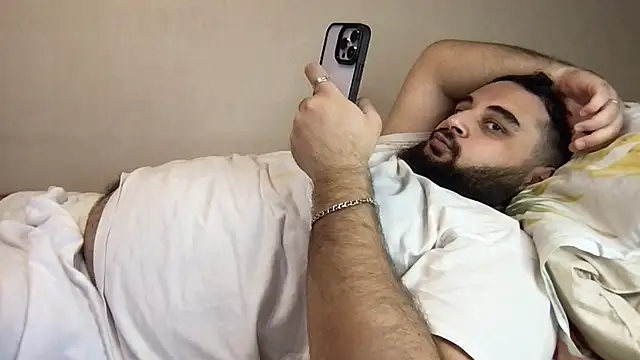 Snapshot of teddy_alan chatting on September 14, 2025, 4:39 pm teddy alan online show from September 14, 2025, 4:39 pm