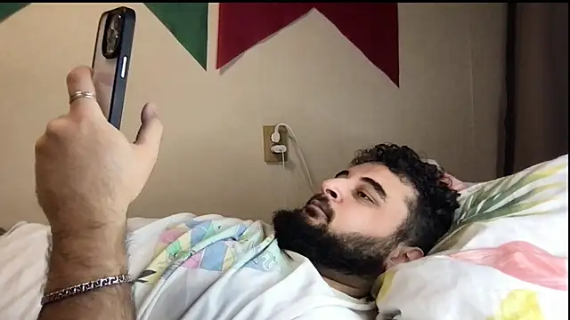 teddy alan online show from October 24, 2025, 12:34 pm