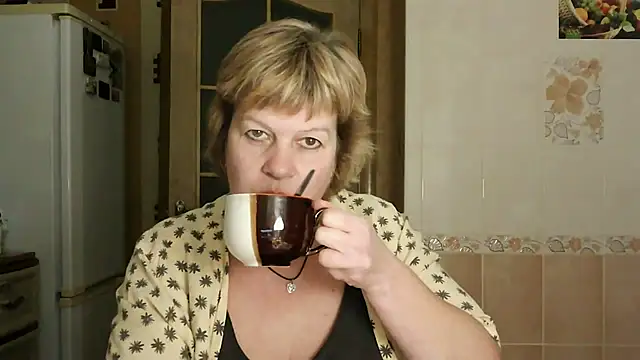 Snapshot of Ettie_Tonia chatting on February 14, 2025, 4:41 pm Ettie Tonia online show from February 14, 2025, 4:41 pm