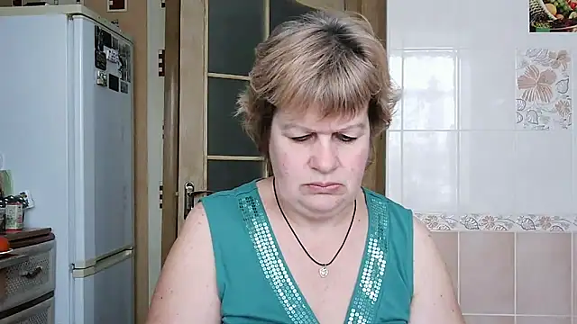 Snapshot of Ettie_Tonia chatting on February 17, 2025, 8:41 am Ettie Tonia online show from February 17, 2025, 8:41 am