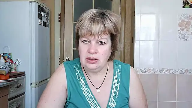 Snapshot of Ettie_Tonia chatting on February 22, 2025, 8:40 am Ettie Tonia online show from February 22, 2025, 8:40 am