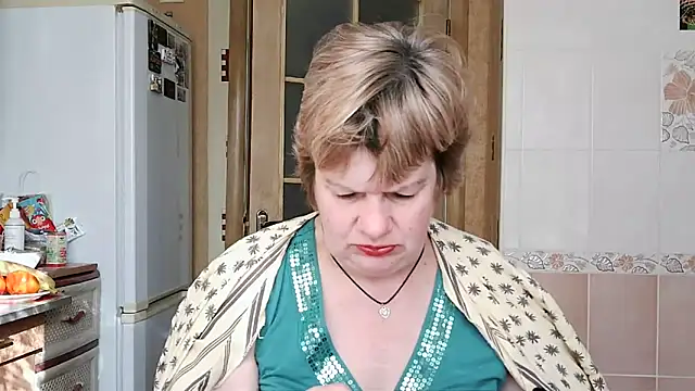 Snapshot of Ettie_Tonia chatting on February 22, 2025, 12:29 pm Ettie Tonia online show from February 22, 2025, 12:29 pm