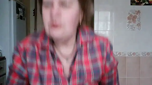 Snapshot of Ettie_Tonia chatting on March 3, 2025, 2:37 pm Ettie Tonia online show from March 3, 2025, 2:37 pm