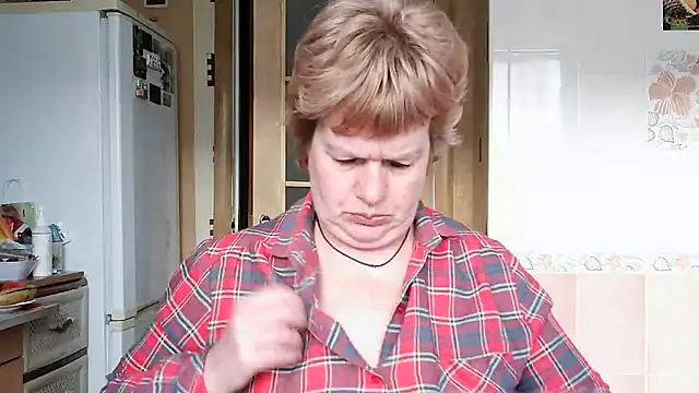 Snapshot of Ettie_Tonia chatting on March 10, 2025, 2:37 pm Ettie Tonia online show from March 10, 2025, 2:37 pm