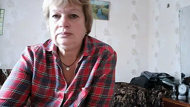 Snapshot of Ettie_Tonia chatting on October 30, 2025, 8:49 am Ettie Tonia online show from October 30, 2025, 8:49 am