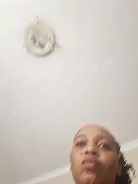 Snapshot of thicktash chatting on February 10, 2026, 8:18 am thicktash online show from February 10, 2026, 8:18 am