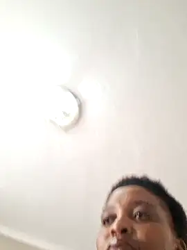 Snapshot of thicktash chatting on April 14, 2026, 9:48 am thicktash online show from April 14, 2026, 9:48 am