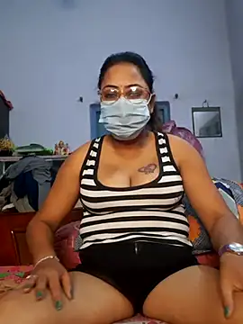 Snapshot of JODI_NO1 chatting on January 22, 2025, 7:56 pm JODI NO1 online show from January 22, 2025, 7:56 pm