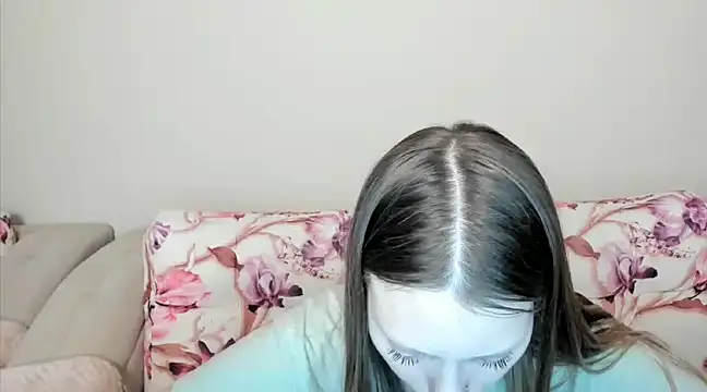 Snapshot of Sweetmojito chatting on December 6, 2024, 12:16 pm Sweetmojito online show from December 6, 2024, 12:16 pm