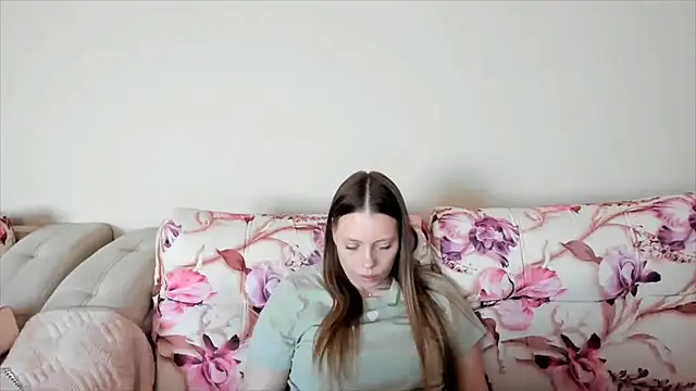 Snapshot of Sweetmojito chatting on December 9, 2024, 2:45 am Sweetmojito online show from December 9, 2024, 2:45 am