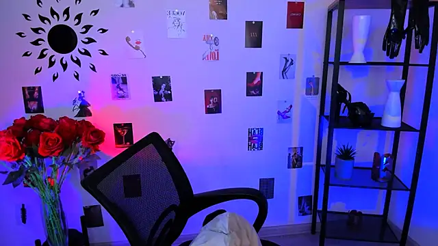 Snapshot of JaneWyatt chatting on March 15, 2025, 7:42 am JaneWyatt online show from March 15, 2025, 7:42 am